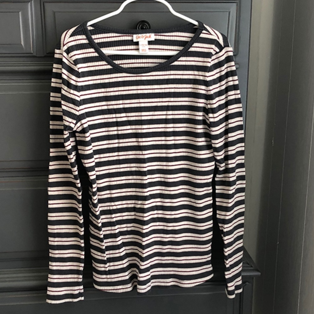 Cat & Jack Long Sleeve Tee L(10/12)